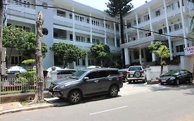 Lam Son Hotel Vung Tau 2*